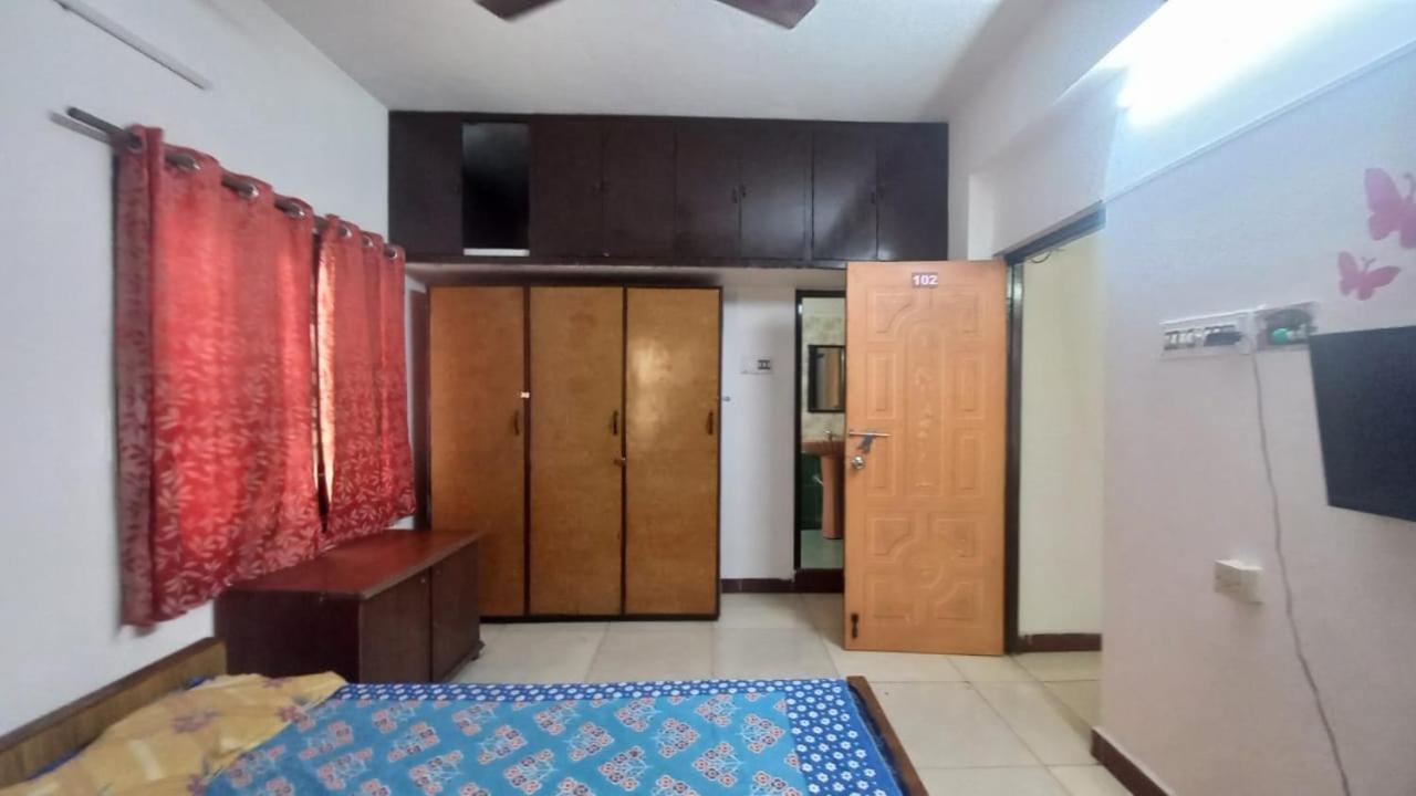 Happy Beach House Chennai Bagian luar foto
